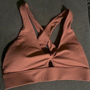 Fabletics oasis twist sports bra